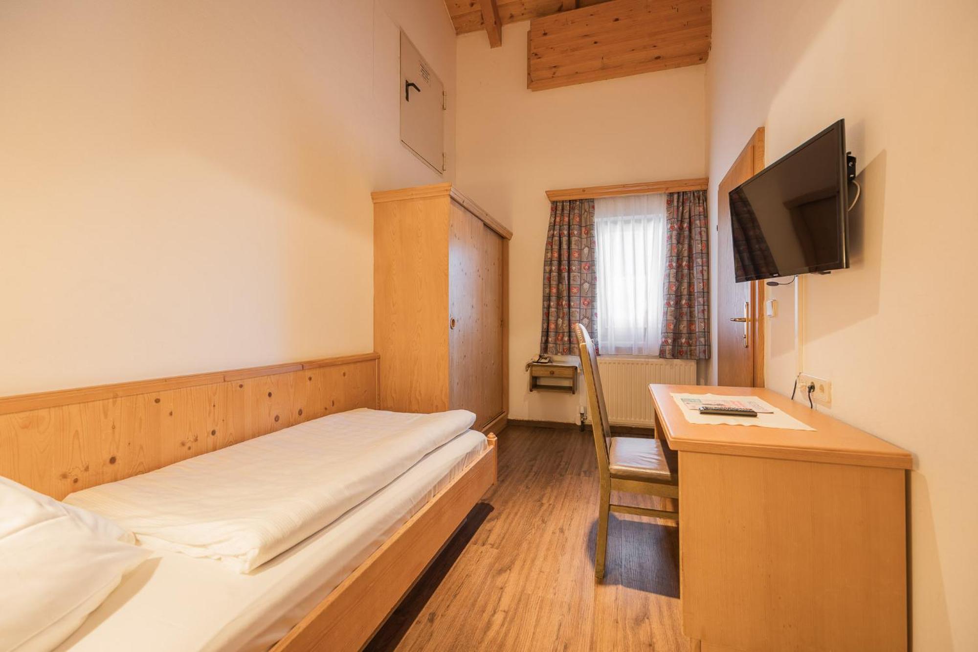 Batzenhaeusl Hotel Seefeld in Tirol Exterior photo