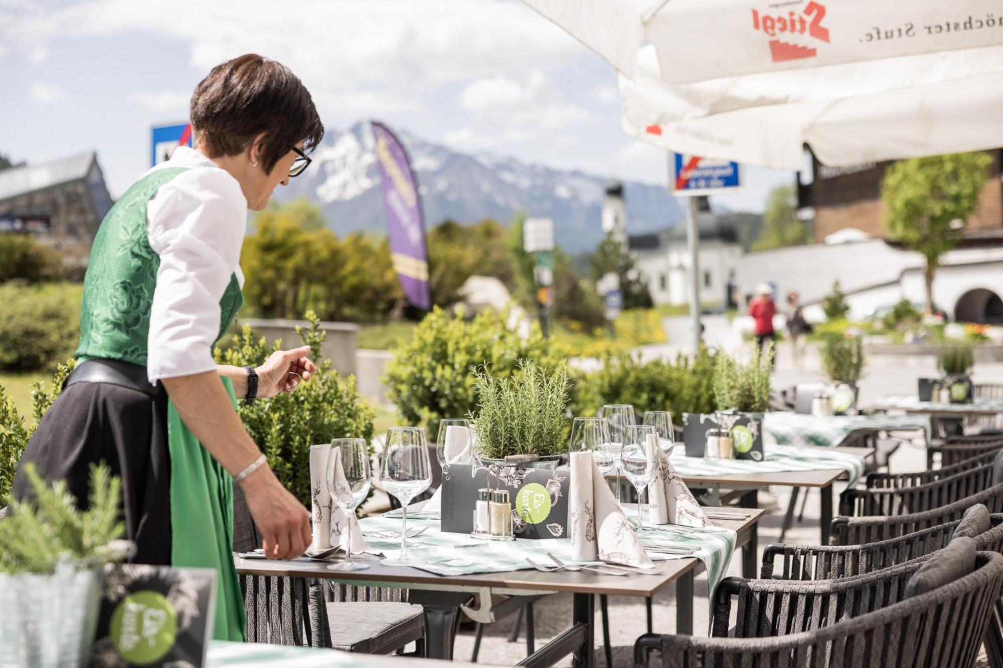 Batzenhaeusl Hotel Seefeld in Tirol Exterior photo